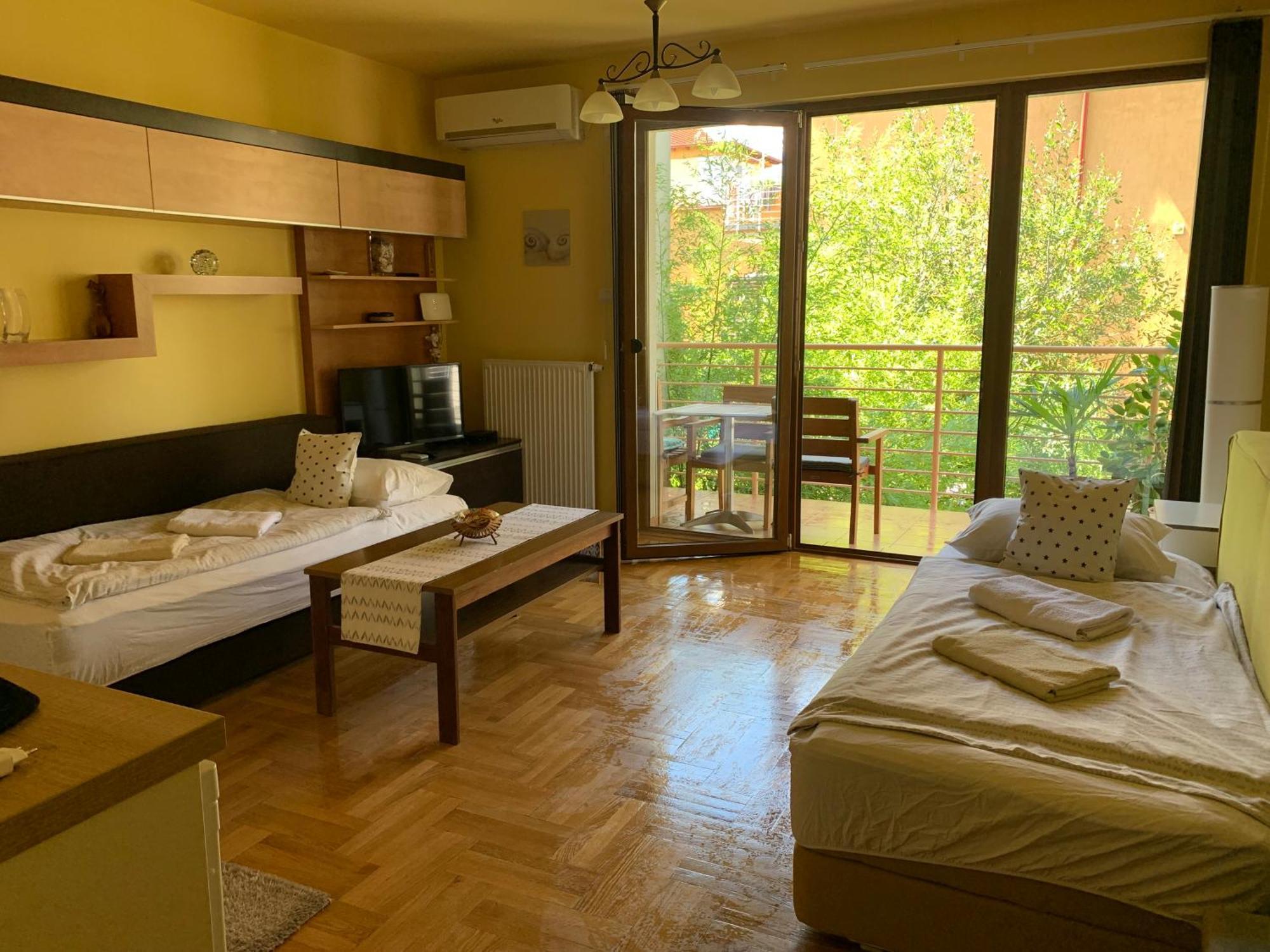Mandarin Wellness Apartman Siofok Exterior photo