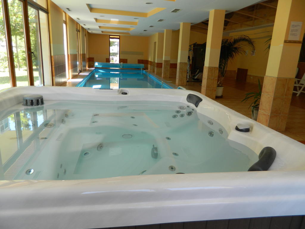 Mandarin Wellness Apartman Siofok Room photo