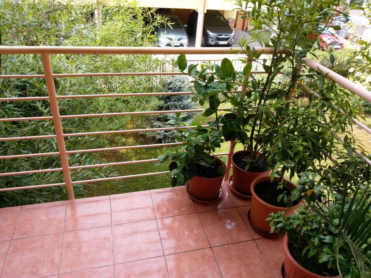 Mandarin Wellness Apartman Siofok Exterior photo